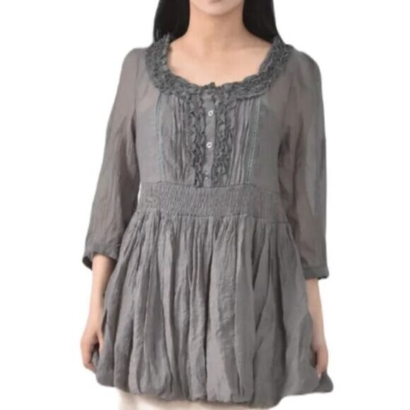 Forever 21 Tunic Blouse with Pin Tucks 3/4 Sleeves Medium‎ - Picture 1 of 7